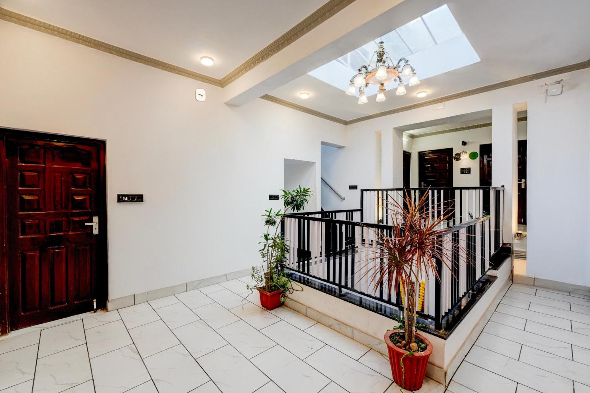 Hotel O Lake N Hill View Udajpur Zewnętrze zdjęcie
